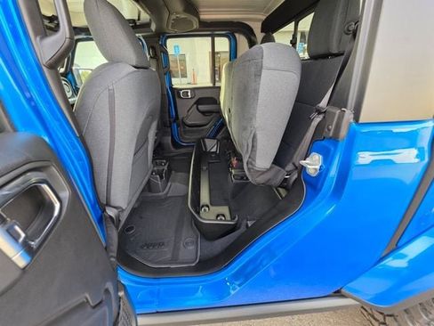 New 2026 Jeep Gladiator Sport image 21