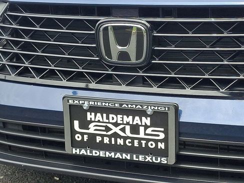 Used 2024 Honda Accord EX image 30