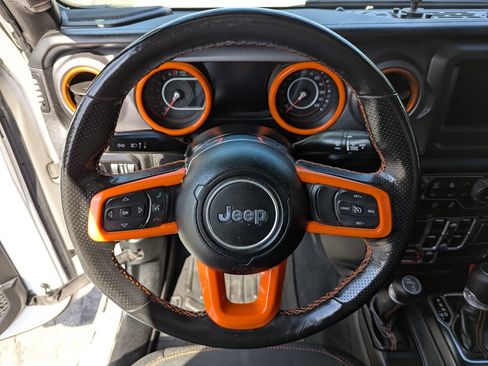Used 2021 Jeep Gladiator Mojave w/ LED Lighting Group AWD/4WD image 15