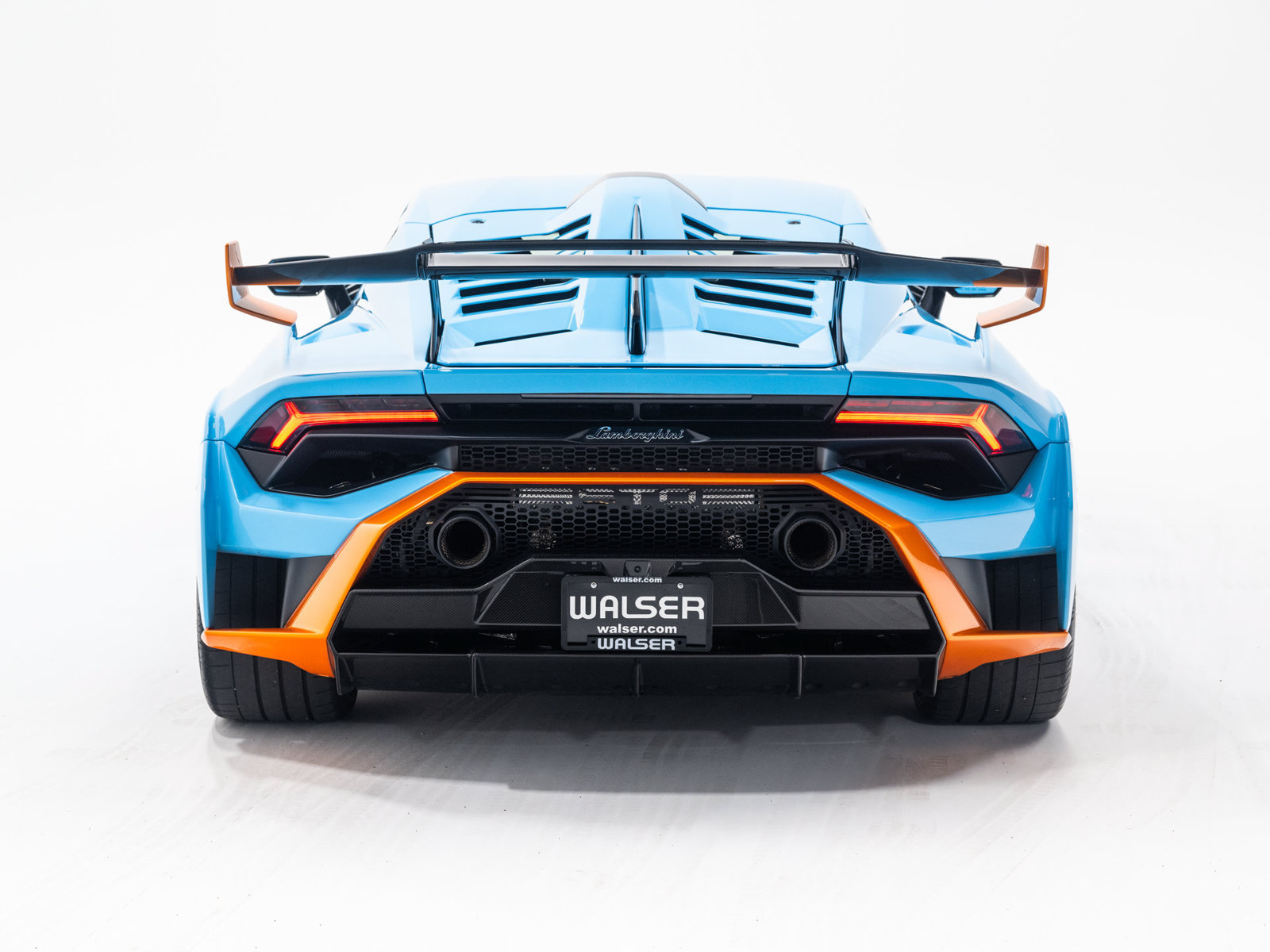 Used 2022 Lamborghini Huracan STO RWD image 5
