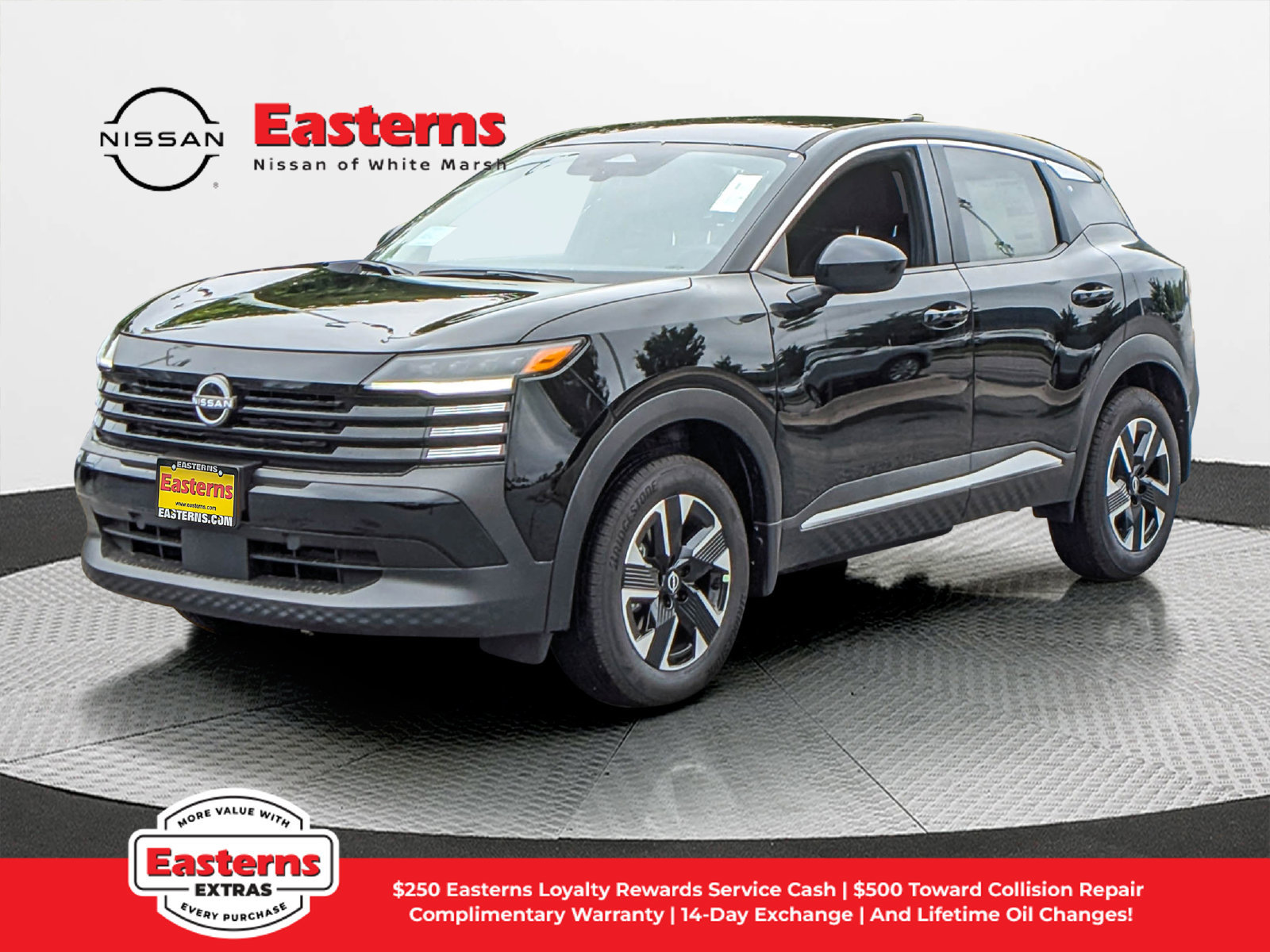 Used 2025 Nissan Kicks SV AWD/4WD image 2