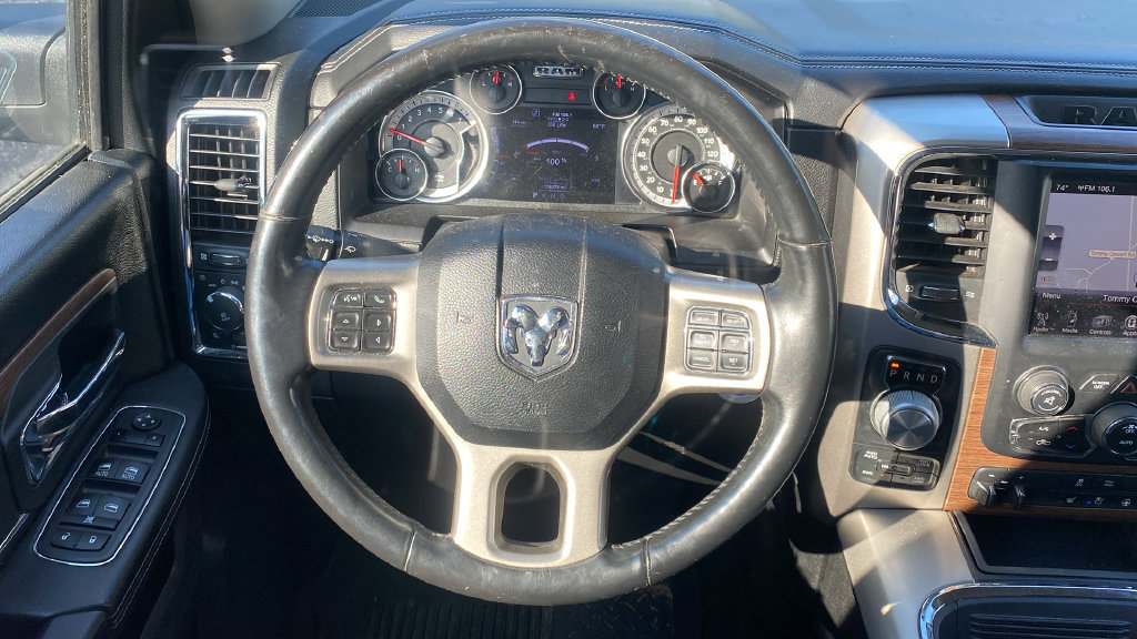 Used 2017 RAM 1500 Laramie w/ Convenience Group AWD/4WD image 23