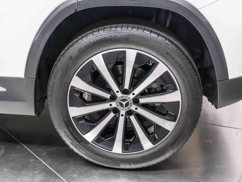 Certified 2023 Mercedes-Benz GLA 250 image 9