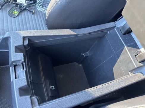 Used 2019 Ford Escape SE image 14