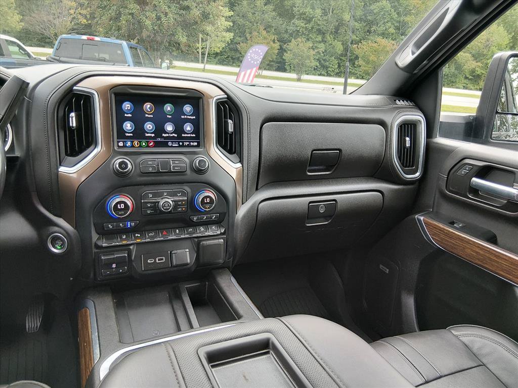 Used 2022 Chevrolet Silverado 2500 High Country w/ Safety Package II AWD/4WD image 12