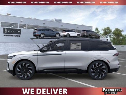 New 2026 Lincoln Nautilus Reserve image 3