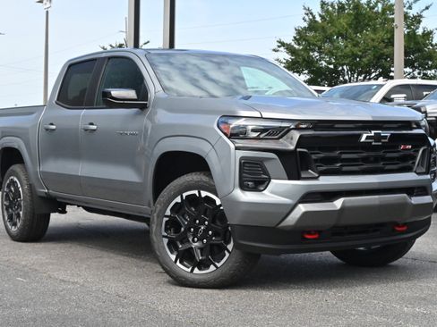 New 2026 Chevrolet Colorado Z71 w/ Technology Package AWD/4WD image 2