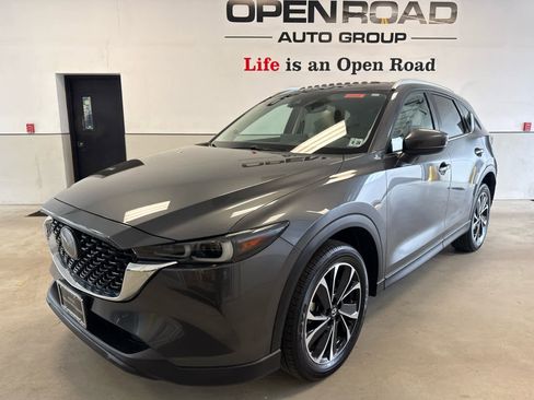 Used 2023 MAZDA CX-5 AWD 2.5 S w/ Premium Plus Pkg image 2