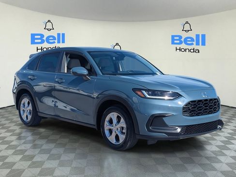 Certified 2025 Honda HR-V LX image 6