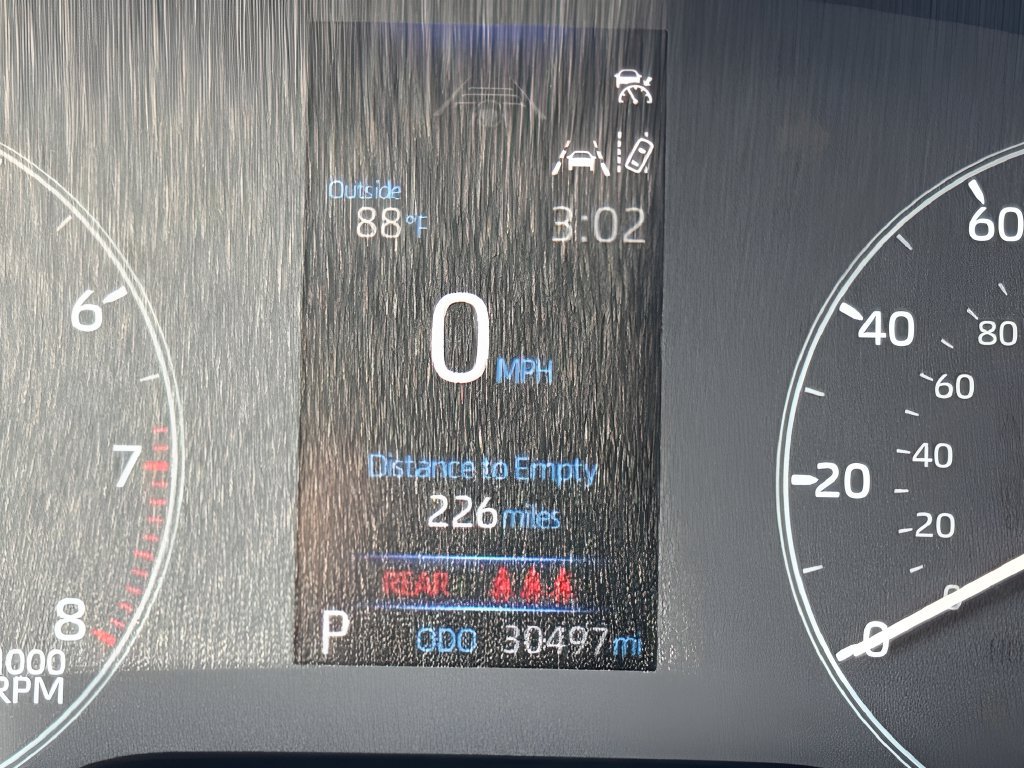 Used 2024 Toyota Corolla LE w/ LE Convenience Package FWD image 20