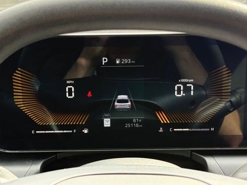 Used 2025 Kia K4 LXS image 41