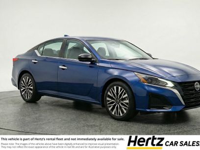 Used 2025 Nissan Altima 2.5 SV