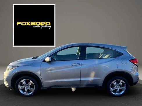 Used 2019 Honda HR-V LX image 8