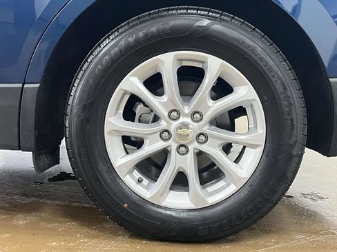 Used 2020 Chevrolet Equinox LT FWD image 11