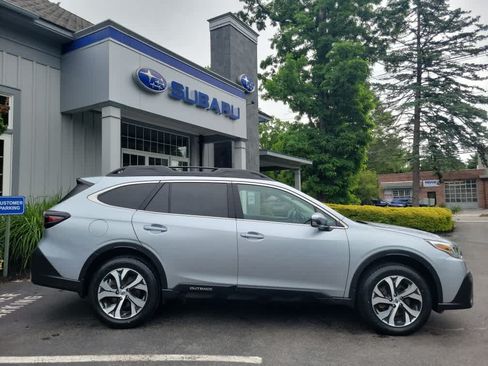 Used 2021 Subaru Outback Limited AWD/4WD image 2