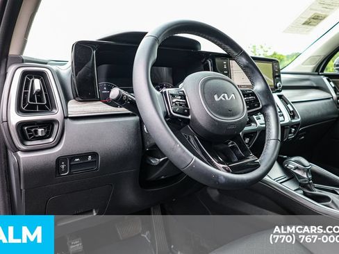 Used 2023 Kia Sorento S w/ Panoramic Sunroof Package AWD/4WD image 24