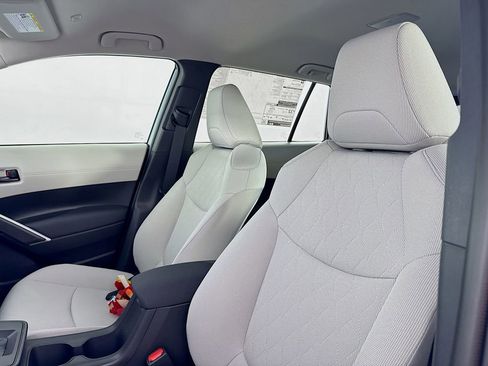 New 2026 Toyota Corolla Cross LE image 31