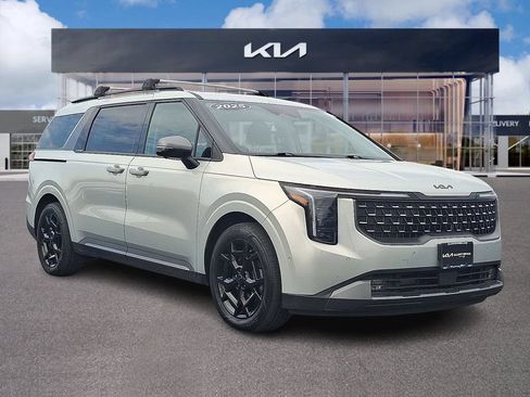 Certified 2025 Kia Carnival SX Prestige FWD image 1