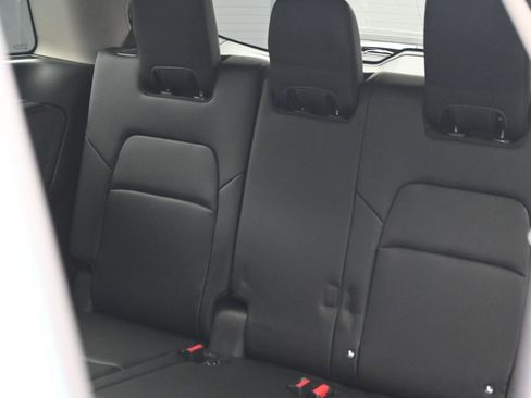 New 2026 Nissan Pathfinder SL image 22