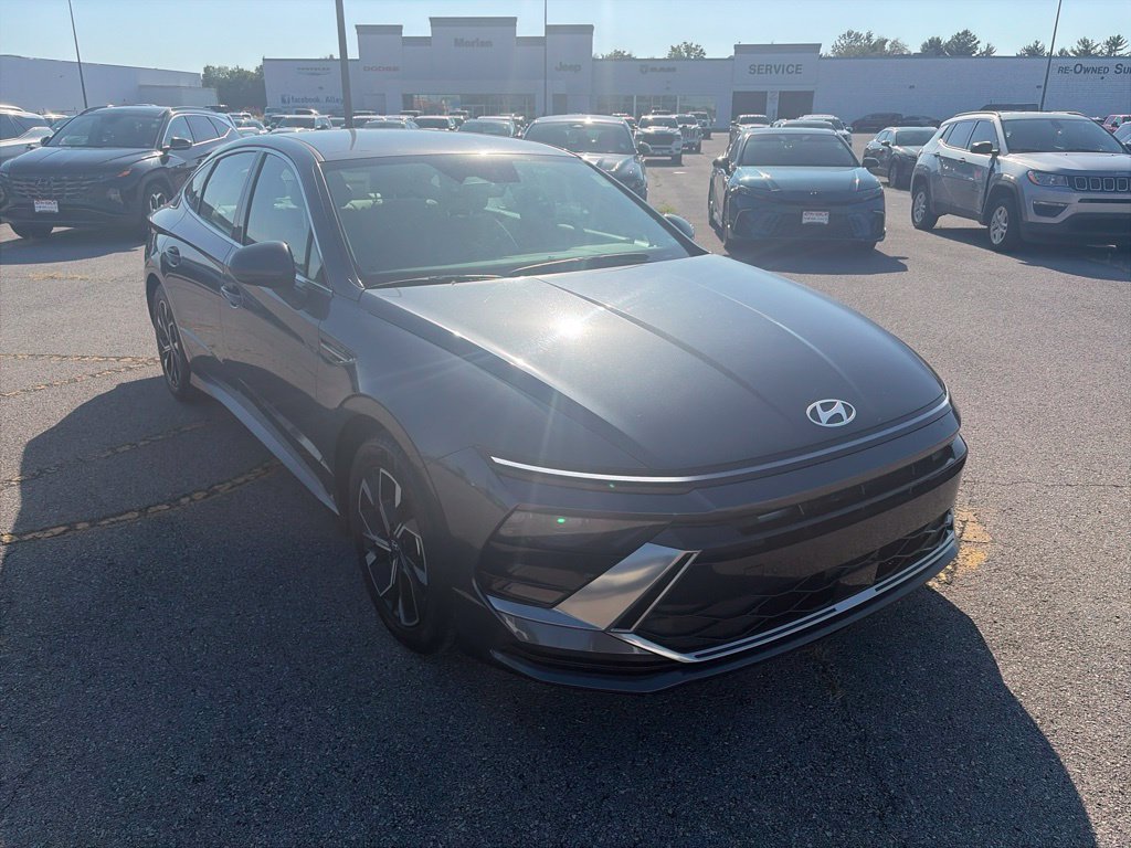 Used 2025 Hyundai Sonata SEL FWD image 8