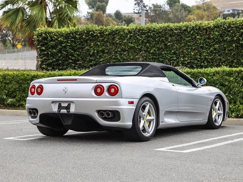 Used 2002 Ferrari 360 Spider RWD image 8