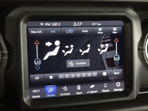 Used 2023 Jeep Wrangler Unlimited Rubicon 4xe w/ Cold Weather Group AWD/4WD image 30