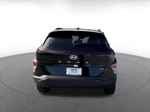 Used 2025 Hyundai Kona SEL image 12
