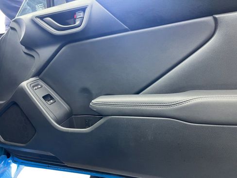 Used 2022 Toyota GR86 Premium image 15