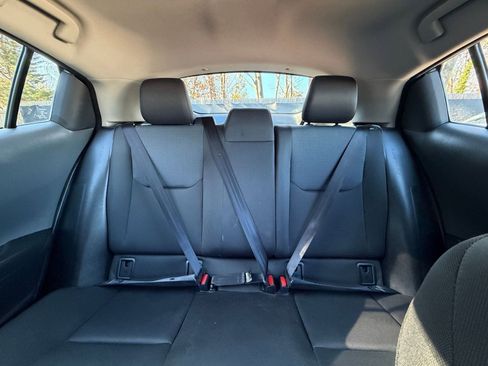 Used 2025 Toyota Prius LE image 36