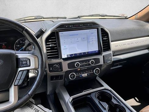 Used 2022 Ford F250 Lariat w/ Lariat Ultimate Package AWD/4WD image 8