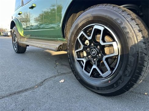 Certified 2025 Ford Bronco Outer Banks image 11