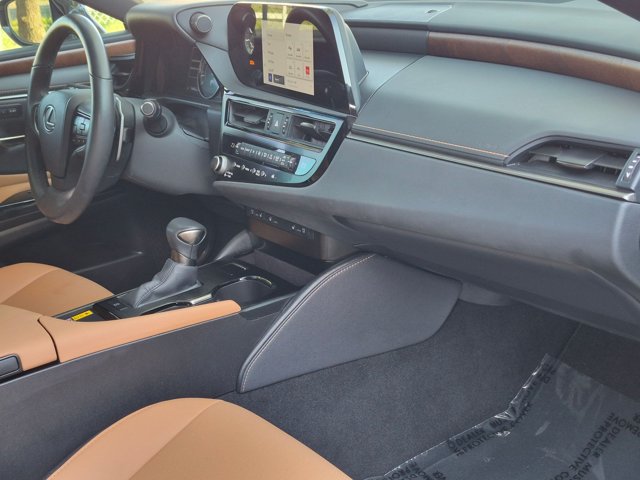 Certified 2024 Lexus ES 350 w/ Premium Package FWD image 21