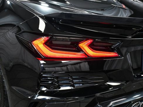 Used 2023 Chevrolet Corvette Z06 RWD image 76