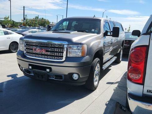 Used 2012 GMC Sierra 2500 Denali w/ Suspension Package, Off-Road AWD/4WD image 1