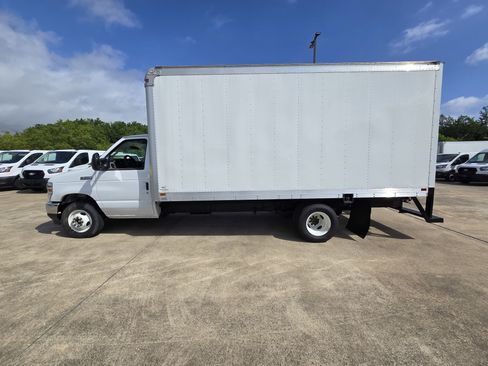 New 2025 Ford E-350 and Econoline 350 Super Duty w/ Power Equipment Group image 4