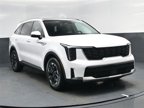 New 2026 Kia Sorento S image 12