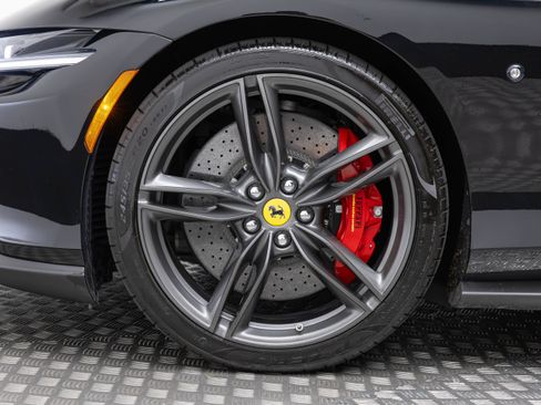 Used 2025 Ferrari Roma Spider RWD image 26