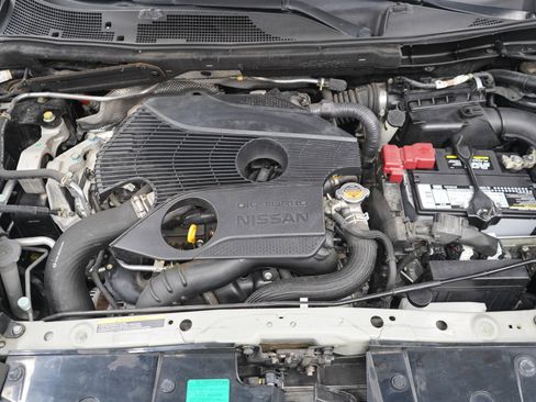 Used 2015 Nissan Juke SL FWD image 29