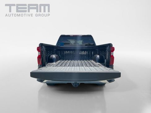 Used 2023 Chevrolet Silverado 1500 LT AWD/4WD image 14