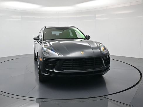 Used 2021 Porsche Macan Turbo image 33