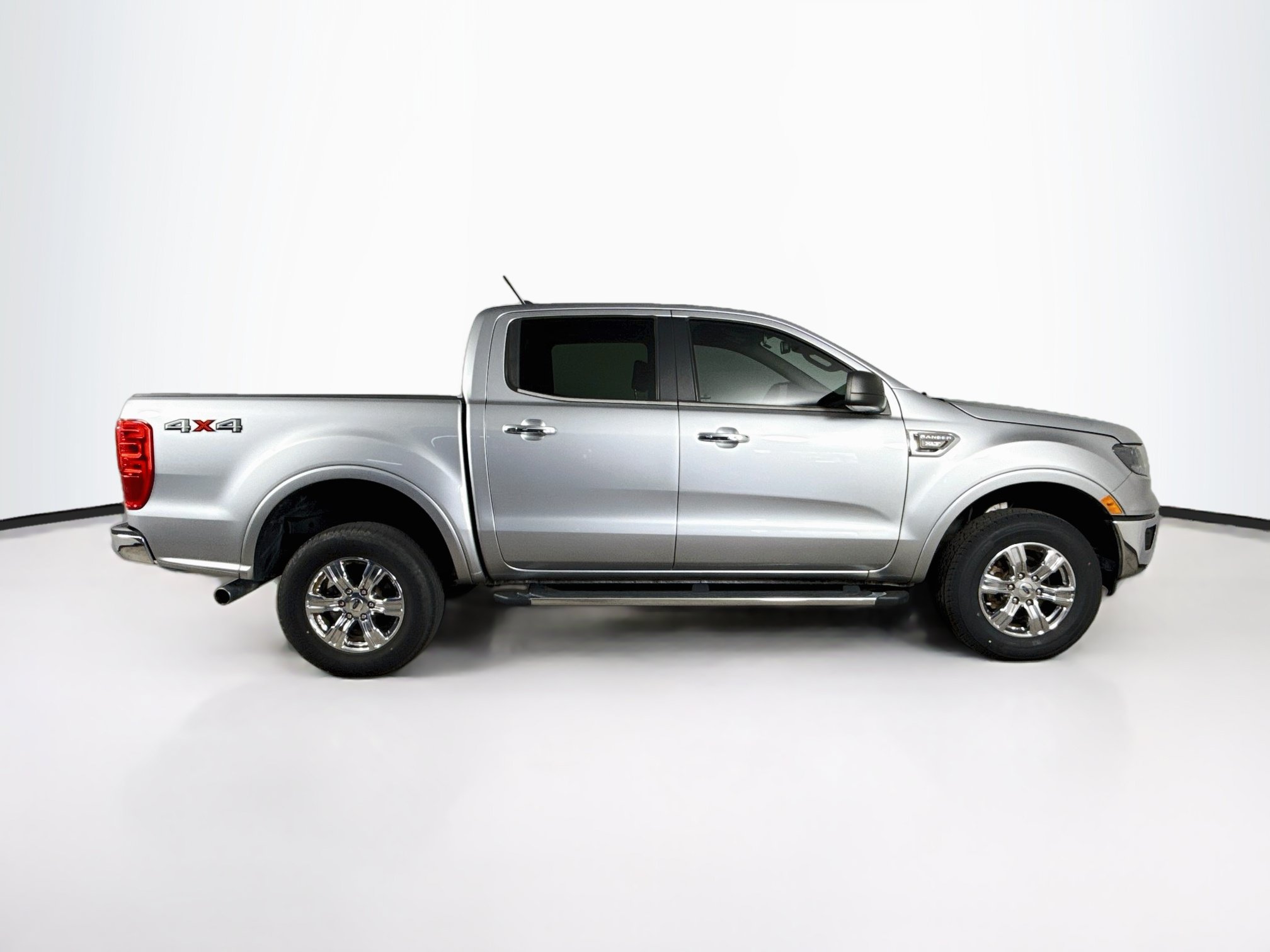 Used 2020 Ford Ranger XLT w/ Equipment Group 301A Mid AWD/4WD image 2