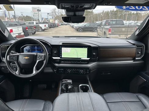 Used 2024 Chevrolet Silverado 1500 High Country w/ Technology Package image 20