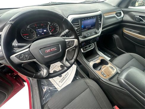 Used 2020 GMC Acadia SLE w/ Driver Convenience Package image 32