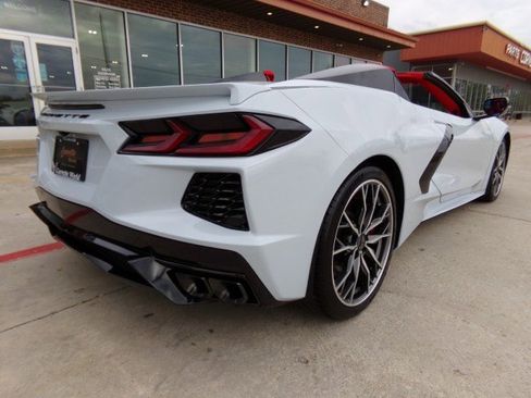 Used 2023 Chevrolet Corvette Stingray Premium Conv w/ Z51 Performance Package RWD image 6