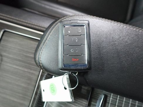 Used 2024 Jeep Wagoneer L Series II w/ Flexible Seating Group image 33