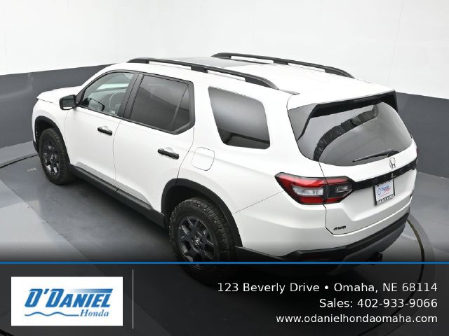 Used 2024 Honda Pilot TrailSport image 15