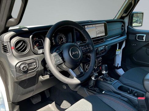New 2026 Jeep Wrangler Unlimited Rubicon AWD/4WD image 6