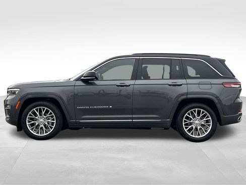 Used 2025 Jeep Grand Cherokee Summit image 30
