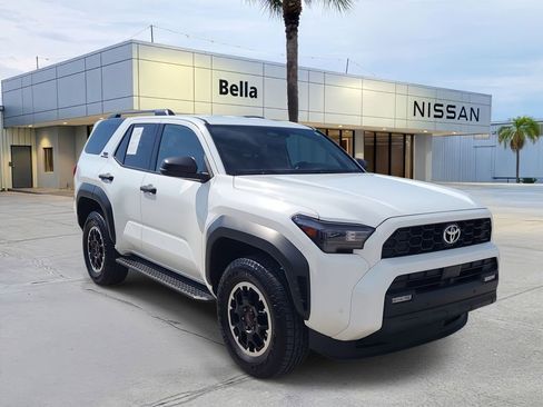 Used 2025 Toyota 4Runner TRD Off-Road AWD/4WD image 3