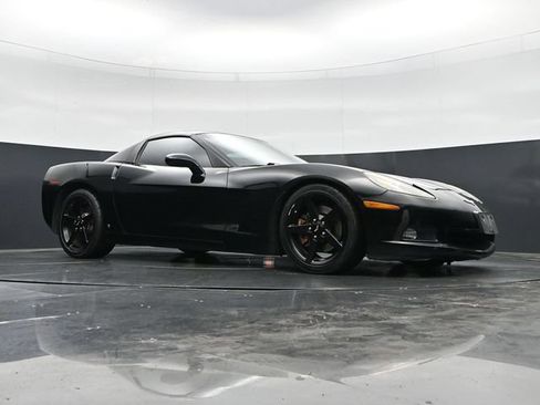 Used 2006 Chevrolet Corvette Coupe RWD image 37